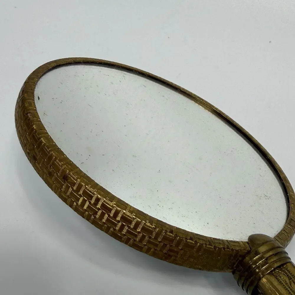 Unbranded vintage round